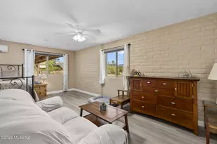 10685 E Oakwood Dr, Tucson, AZ 85749 - Photo 20