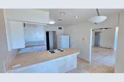 458 S Kenyon Drive, Tucson, AZ 85710 - Photo 6