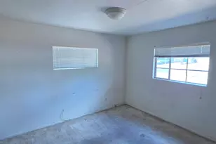 458 S Kenyon Dr, Tucson, AZ 85710 - Photo 10