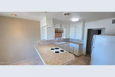 458 S Kenyon Drive, Tucson, AZ 85710 - Photo 4