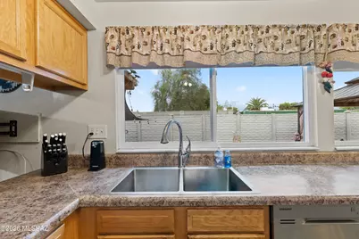 3241 S Ames Place, Tucson, AZ 85730 - Photo 10