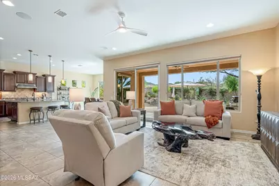 14242 N Bright Angel Trail, Marana, AZ 85658 - Photo 2