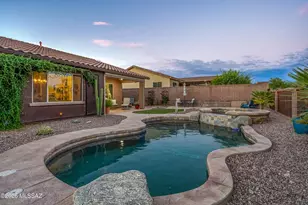 12652 N Fallen Shadows Dr, Marana, AZ 85658 - Photo 32