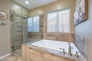 12652 N Fallen Shadows Dr, Marana, AZ 85658 - Photo 24