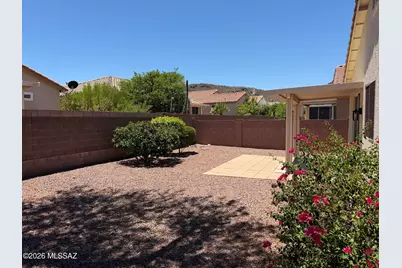 8095 W Cottonwood Wash Way, Marana, AZ 85743 - Photo 18