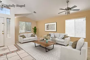 3619 W Sunbonnet Pl, Tucson, AZ 85742 - Photo 2