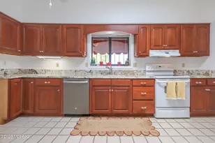 8563 N Candlewood Loop, Tucson, AZ 85704 - Photo 14