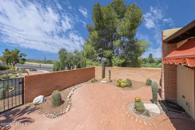8563 N Candlewood Loop, Tucson, AZ 85704 - Photo 24