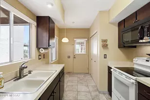 326 N Calle Del Chancero, Green Valley, AZ 85614 - Photo 12