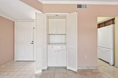 326 N Calle Del Chancero, Green Valley, AZ 85614 - Photo 10
