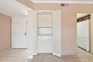 326 N Calle Del Chancero, Green Valley, AZ 85614 - Photo 10
