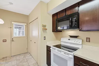 326 N Calle Del Chancero, Green Valley, AZ 85614 - Photo 16