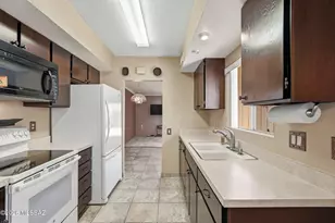 326 N Calle Del Chancero, Green Valley, AZ 85614 - Photo 12