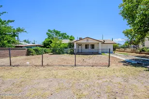 307 N 3rd St, Sierra Vista, AZ 85635 - Photo 1