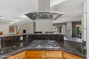 4641 N Rockcliff Rd, Tucson, AZ 85750 - Photo 18