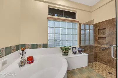 1831 E Anza Way, Oro Valley, AZ 85755 - Photo 14