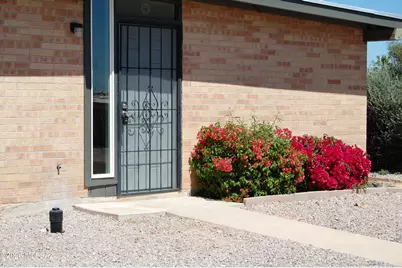 7617 E Morelos Place, Tucson, AZ 85710 - Photo 2
