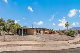 7617 E Morelos Pl, Tucson, AZ 85710 - Photo 4