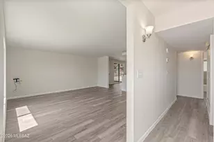 7617 E Morelos Pl, Tucson, AZ 85710 - Photo 8
