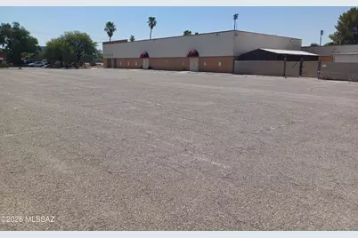 450 S Tucson Boulevard, Tucson, AZ 85716 - Photo 2
