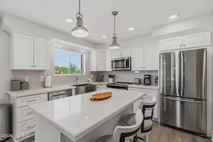5051 N Sabino Canyon Rd, Tucson, AZ 85750 - Photo 14