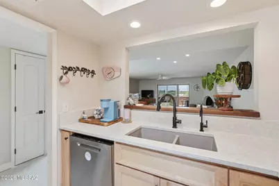 5454 N Arroyo Vista Drive, Tucson, AZ 85718 - Photo 18