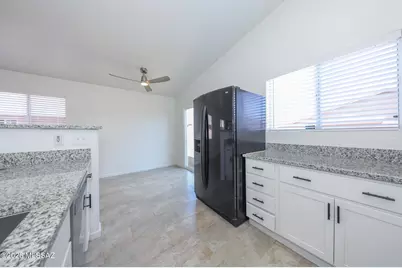 8873 E Rose Tree Drive, Tucson, AZ 85730 - Photo 6