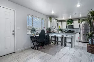 2225 S Hemlock Stravenue, Tucson, AZ 85713 - Photo 1