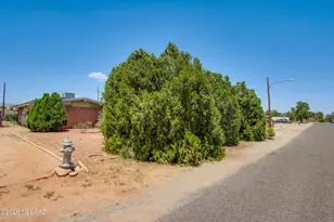 315 N Flynn Jans Ct, Pearce, AZ 85625 - Photo 38
