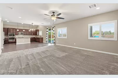 8910 W Irongate Road, Tucson, AZ 85743 - Photo 10