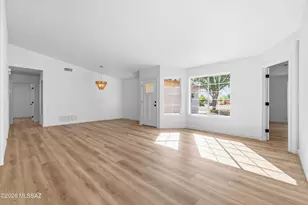 9810 E Stonehaven Way, Tucson, AZ 85747 - Photo 10