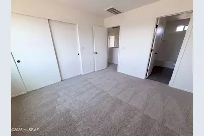 935 W Placita Canalito, Green Valley, AZ 85614 - Photo 4
