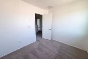 935 W Placita Canalito, Green Valley, AZ 85614 - Photo 12