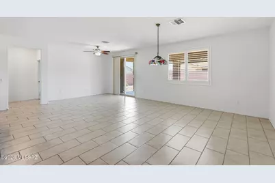 2231 W Desert Topaz Way, Tucson, AZ 85742 - Photo 14
