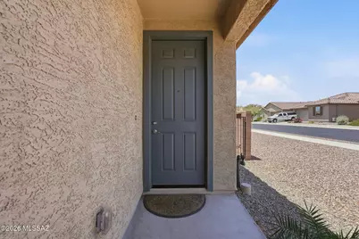 2231 W Desert Topaz Way, Tucson, AZ 85742 - Photo 10