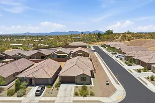 2231 W Desert Topaz Wy, Tucson, AZ 85742 - Photo 2