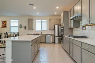 9467 N Sunstone Moon Pl, Tucson, AZ 85742 - Photo 8