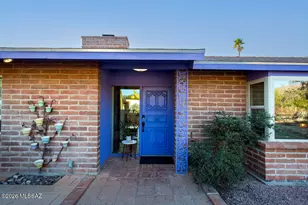 5405 N Estelle Dr, Tucson, AZ 85718 - Photo 2