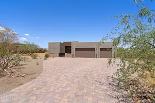 155 N Scenic Vista Dr, Sahuarita, AZ 85629 - Photo 2