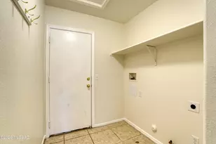 7931 W Mural Hill Dr, Tucson, AZ 85743 - Photo 26