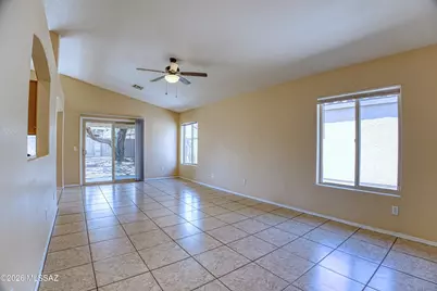 7931 W Mural Hill Drive, Tucson, AZ 85743 - Photo 10