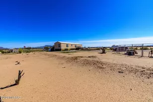8845 N Ghost Ranch Trail, Marana, AZ 85653 - Photo 32