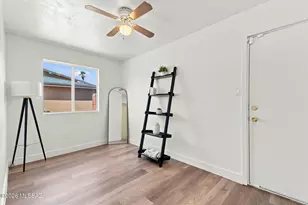 8261 E Kenyon Dr, Tucson, AZ 85710 - Photo 18