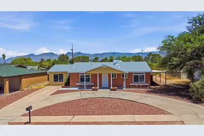8261 E Kenyon Drive, Tucson, AZ 85710 - Photo 1