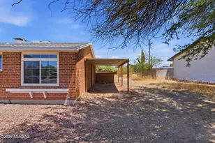 8261 E Kenyon Dr, Tucson, AZ 85710 - Photo 28
