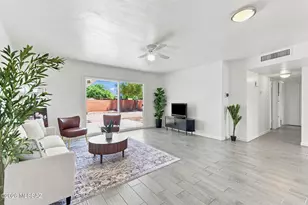 8261 E Kenyon Dr, Tucson, AZ 85710 - Photo 6