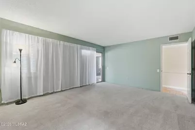 730 W Camino Iturbide, Green Valley, AZ 85622 - Photo 12