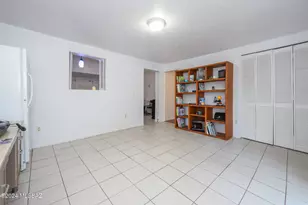 9789 E Burnett St, Tucson, AZ 85730 - Photo 12