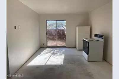 908 N Belvedere Avenue, Tucson, AZ 85711 - Photo 8