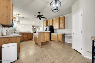 7045 N Hot Desert Trail, Tucson, AZ 85743 - Photo 20